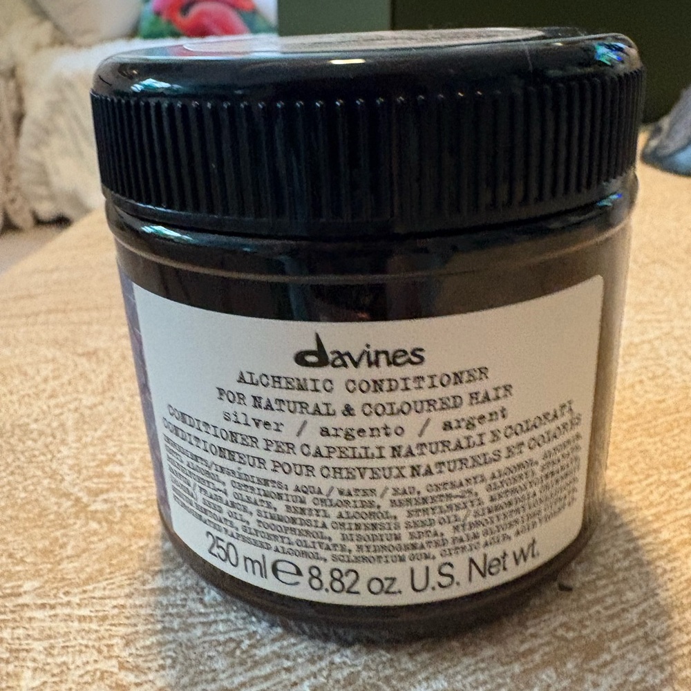 Davines Alchemic Conditioner - Silver - Picture 2 of 3